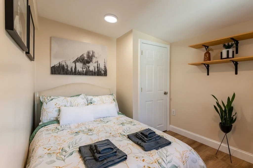 2 bed, 2 bath apartment for rent at 5 Everett Ct Unit 2, East Boston — photo 13 of 20