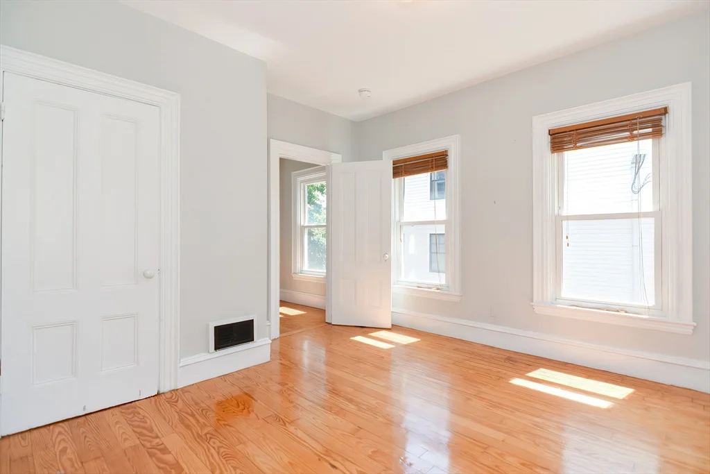 4 bed, 1 bath apartment for rent at 5 Evergreen Ave Unit 5, Somerville — photo 12 of 20