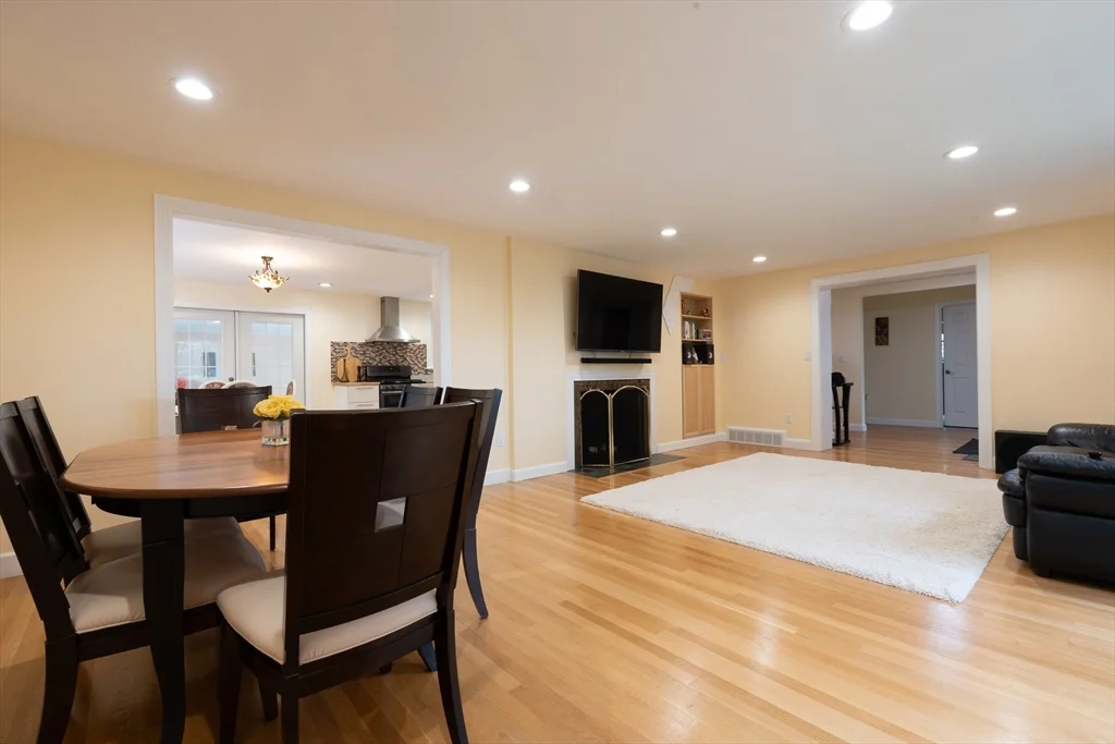 4 bed, 2 bath apartment for rent at 5 Fairview Rd, Canton — photo 5 of 28