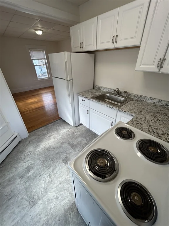 1 bed, 1 bath apartment for rent at 5 Fay St Unit 3, Westborough — photo 4 of 15