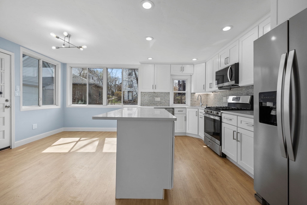 5 bed, 2 bath apartment for rent at 5 Fells Ave, Milford — photo 8 of 42