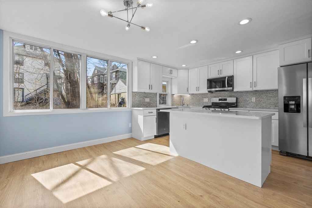 5 bed, 2 bath apartment for rent at 5 Fells Ave, Milford — photo 9 of 42