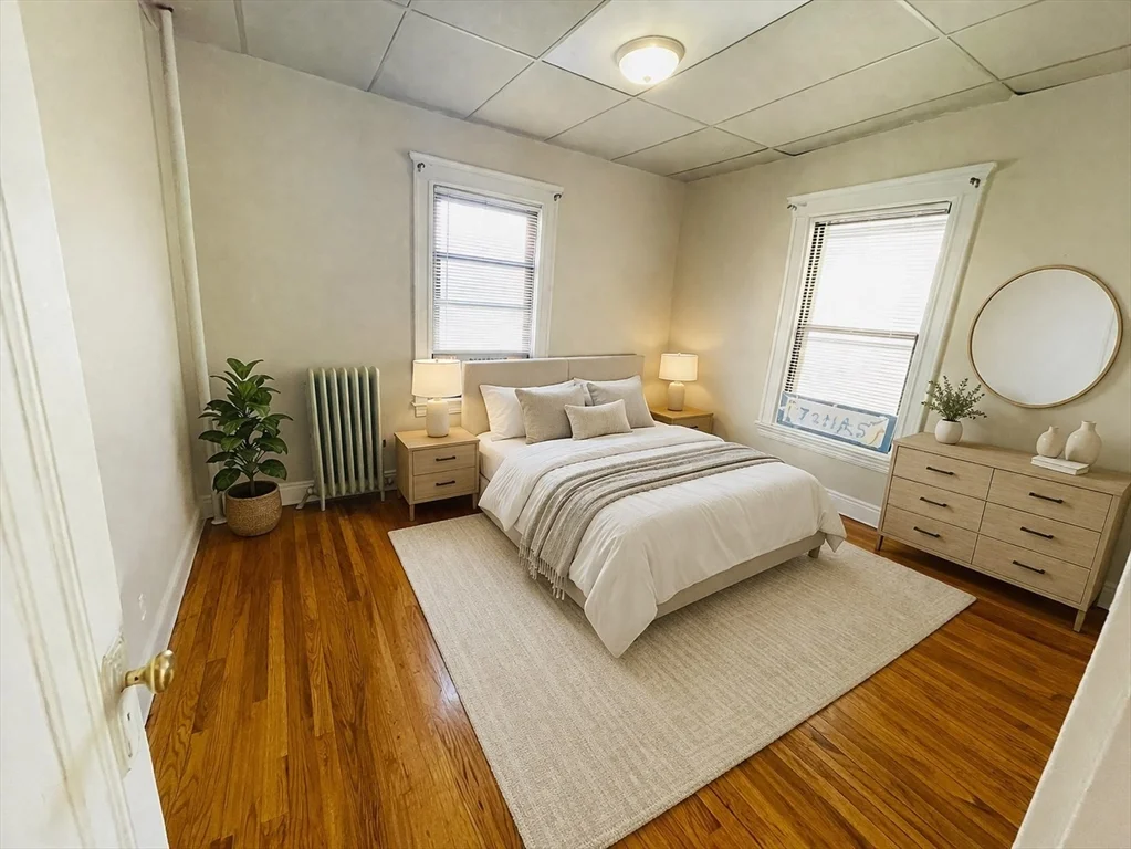 4 bed, 1 bath apartment for rent at 5 Feneno Ter Unit 1, Allston — photo 2 of 5