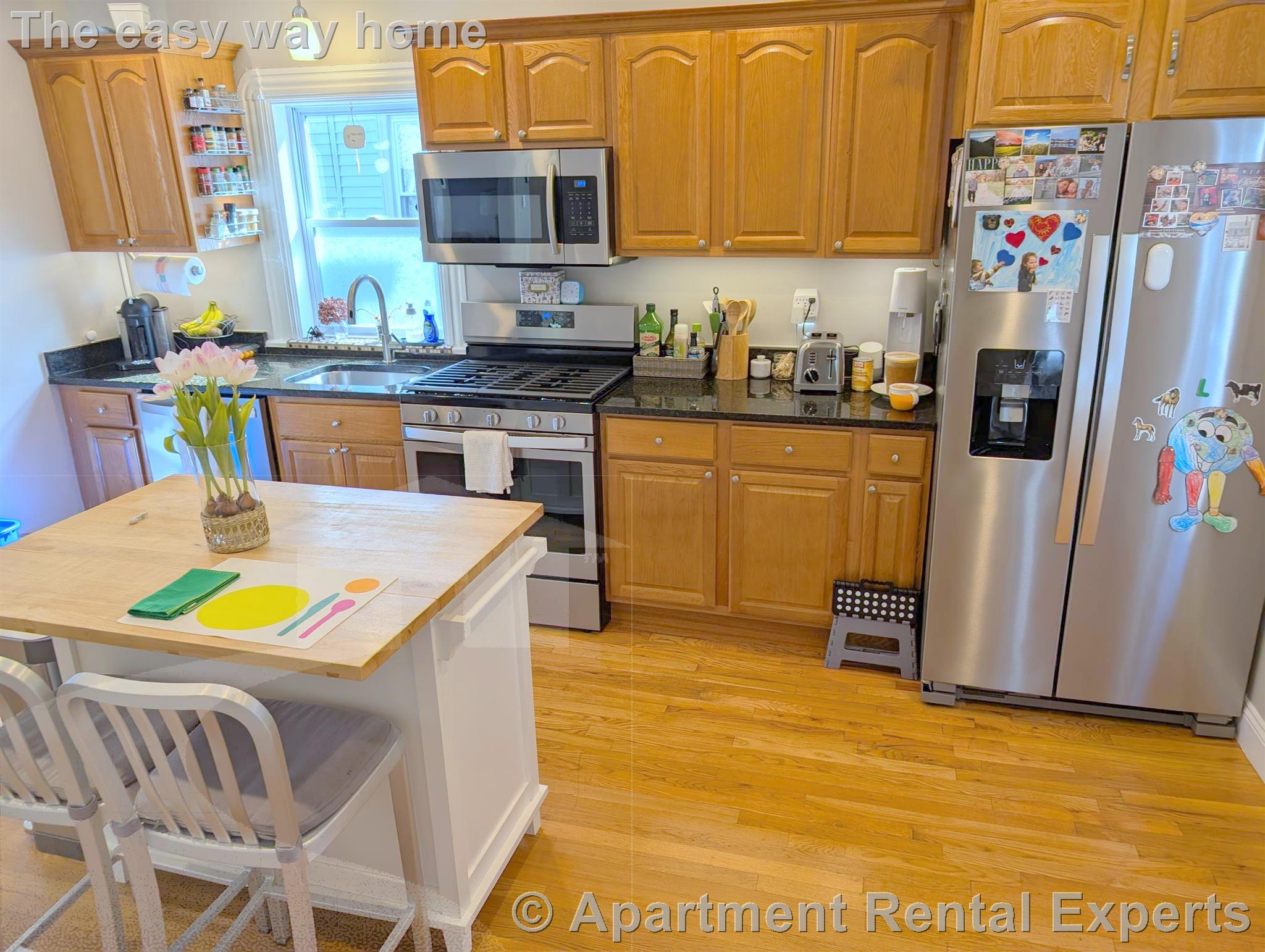 4 bed, 1 bath apartment for rent at 5 Florence Ter, Winter Hill — photo 2 of 38