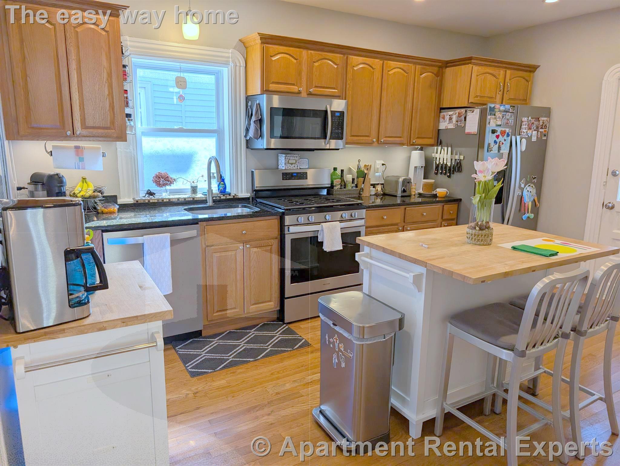 4 bed, 1 bath apartment for rent at 5 Florence Ter, Winter Hill — photo 1 of 38