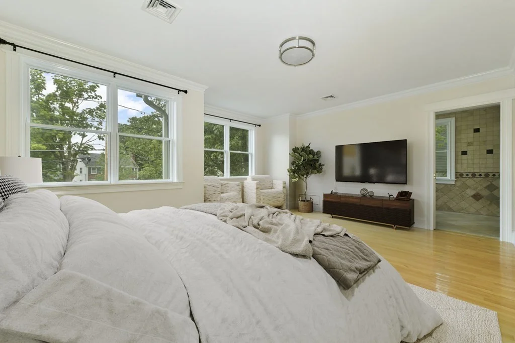 3 bed, 3 bath apartment for rent at 5 Forest St Unit 2, Newton Highlands — photo 17 of 25
