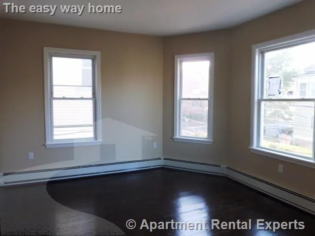 3 bed, 1 bath apartment for rent at 5 Fountain Ave Unit 2, Sullivan Square — photo 14 of 16