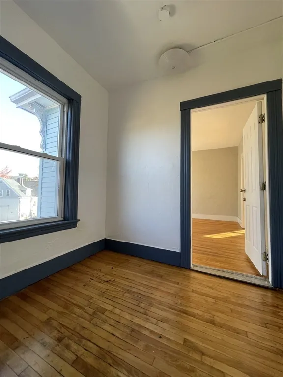 3 bed, 1 bath apartment for rent at 5 Freeland Ter Unit 3, Worcester — photo 24 of 25