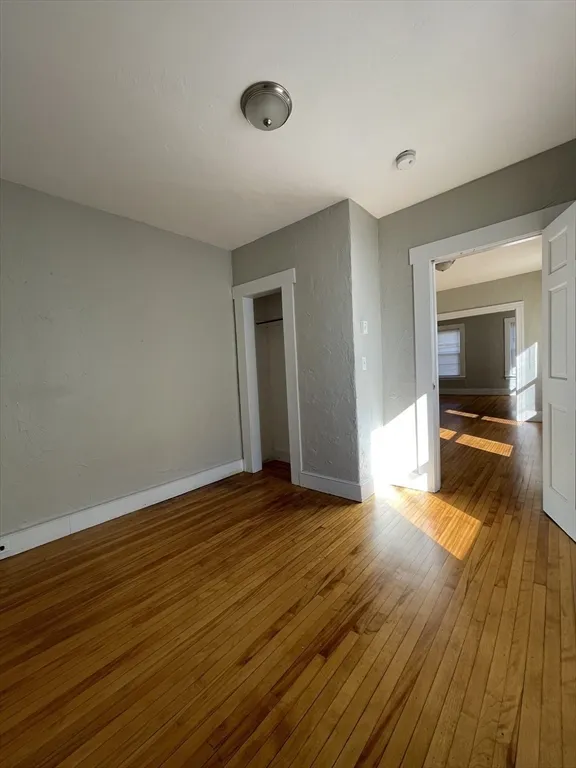 3 bed, 1 bath apartment for rent at 5 Freeland Ter Unit 3, Worcester — photo 18 of 25