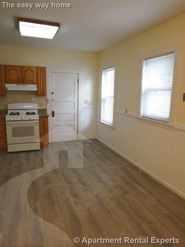 2 bed, 1 bath apartment for rent at 5 Freeman St, East Arlington — photo 10 of 17