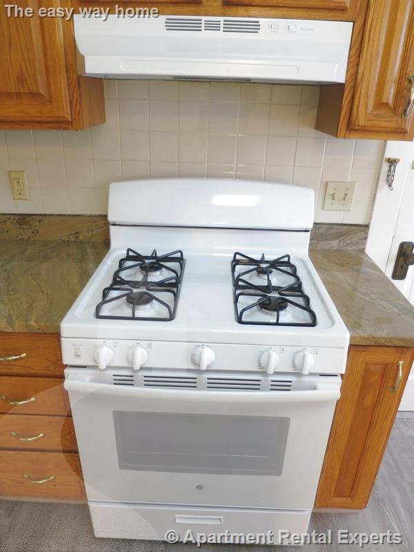 2 bed, 1 bath apartment for rent at 5 Freeman St, East Arlington — photo 11 of 17