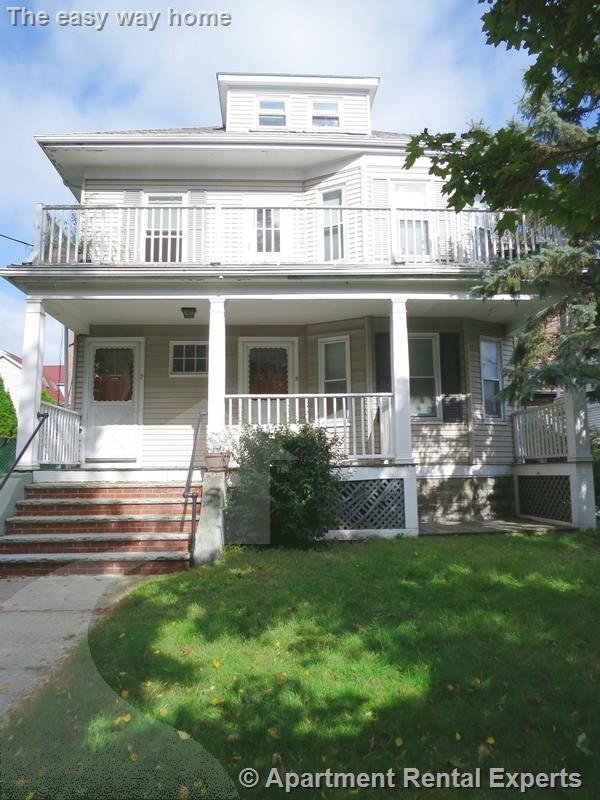 2 bed, 1 bath apartment for rent at 5 Freeman St, East Arlington