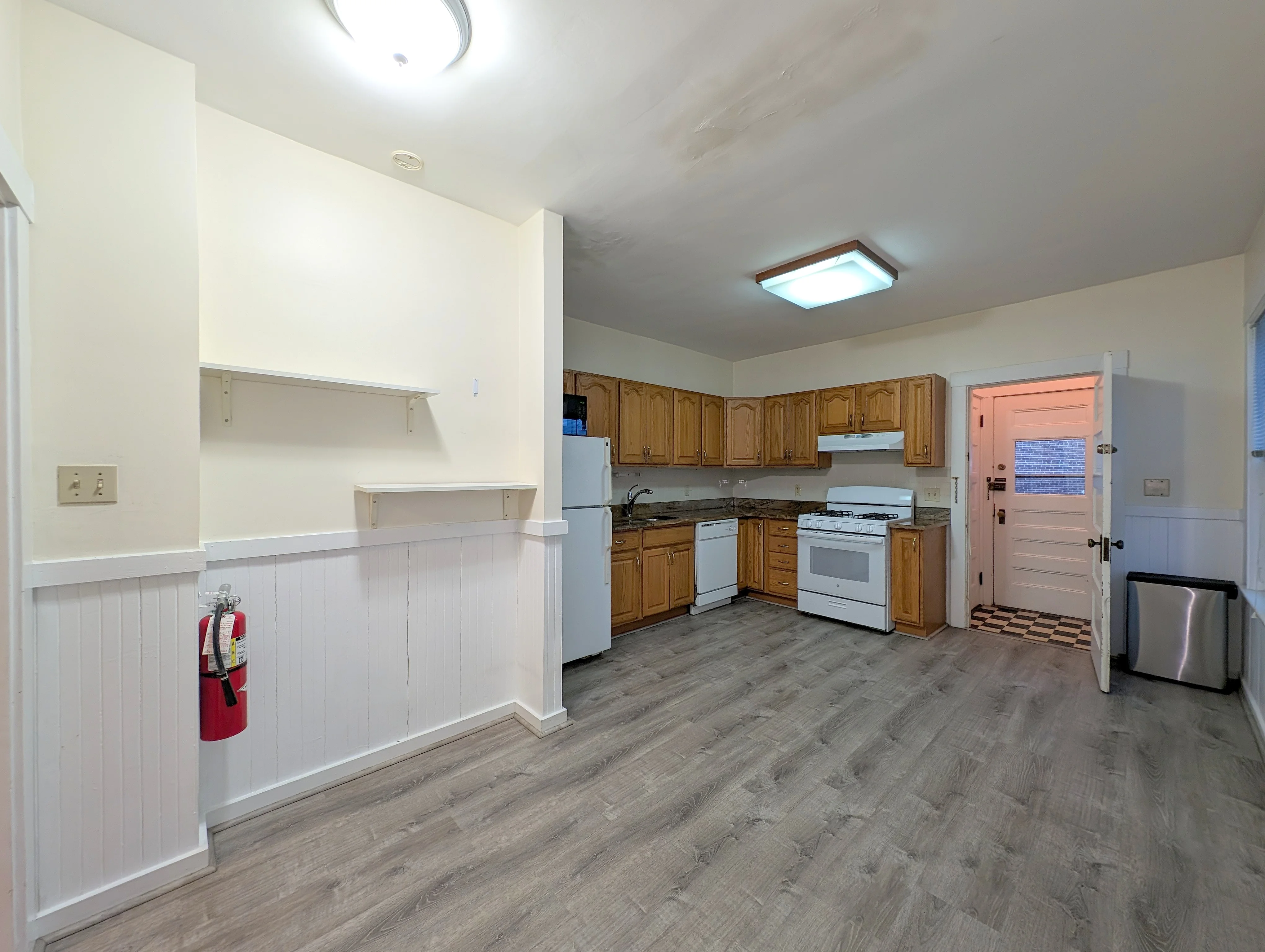 2.5 bed, 1 bath apartment for rent at 5 Freeman St Unit 1, Arlington — photo 4 of 20