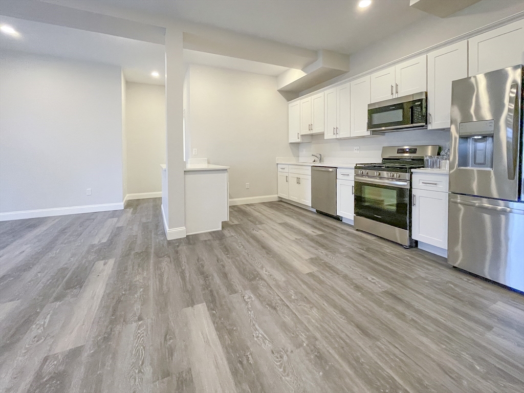 2 bed, 2 bath apartment for rent at 5 Fremont St Unit 106, Winthrop — photo 2 of 15