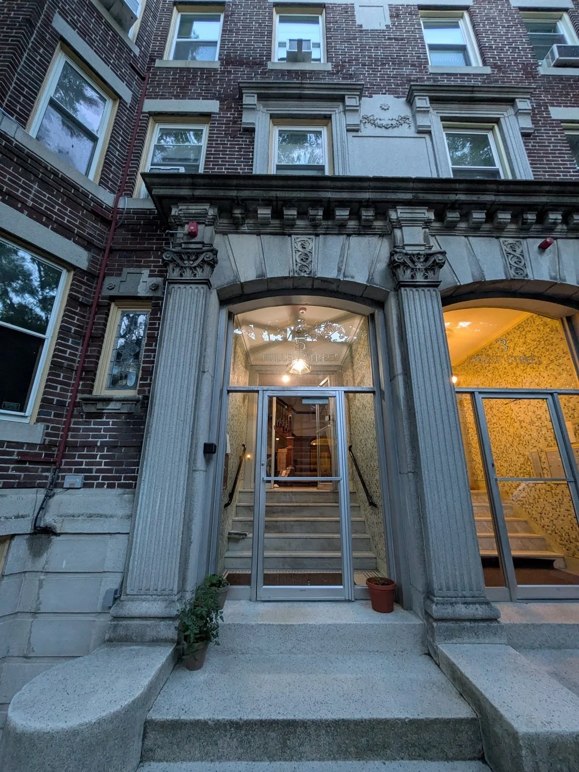 1 bed, 1 bath apartment for rent at 5 Fuller St Unit 6, Coolidge Corner