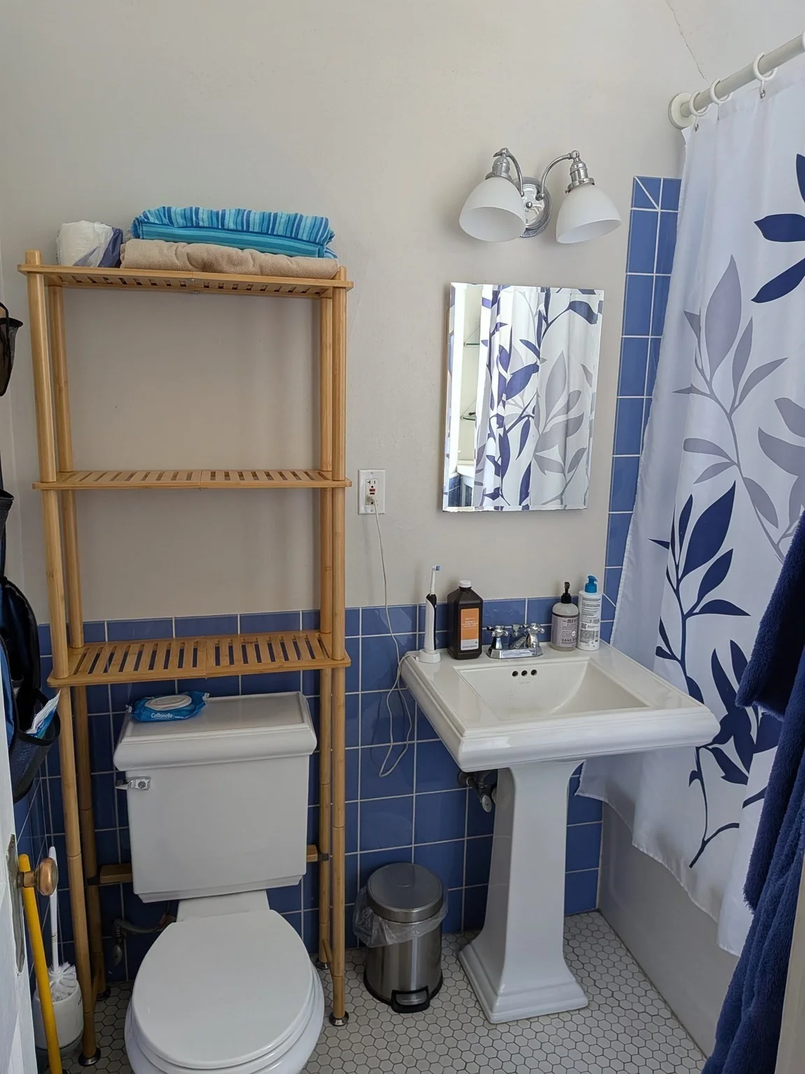 1 bed, 1 bath apartment for rent at 5 Fuller St Unit 6, Coolidge Corner — photo 5 of 9