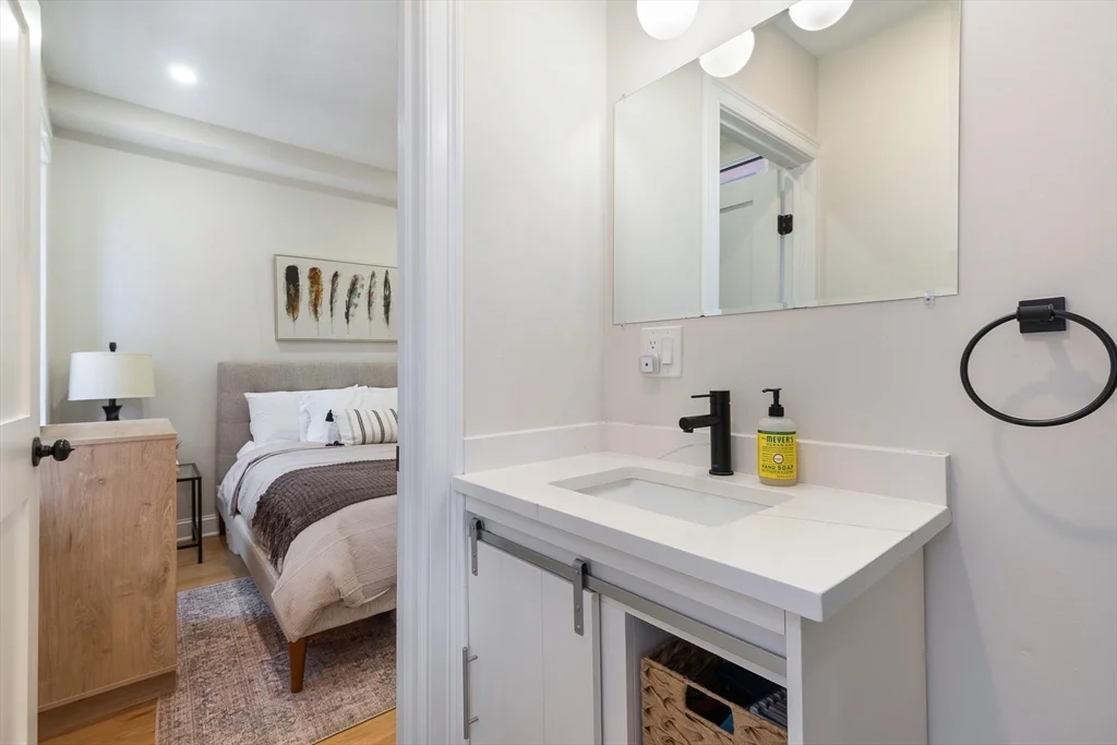 2 bed, 2 bath apartment for rent at 5 Garden Ct Unit 2, North End — photo 17 of 21