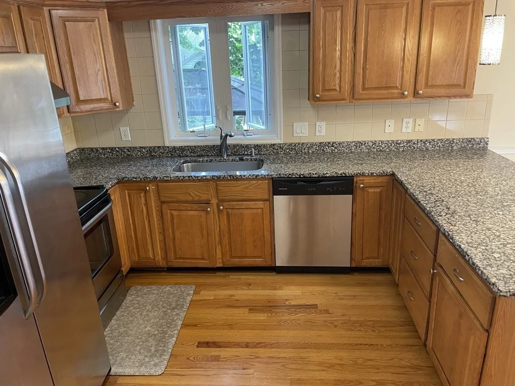 4 bed, 2 bath apartment for rent at 5 Garrett Dr, West Quincy — photo 4 of 25