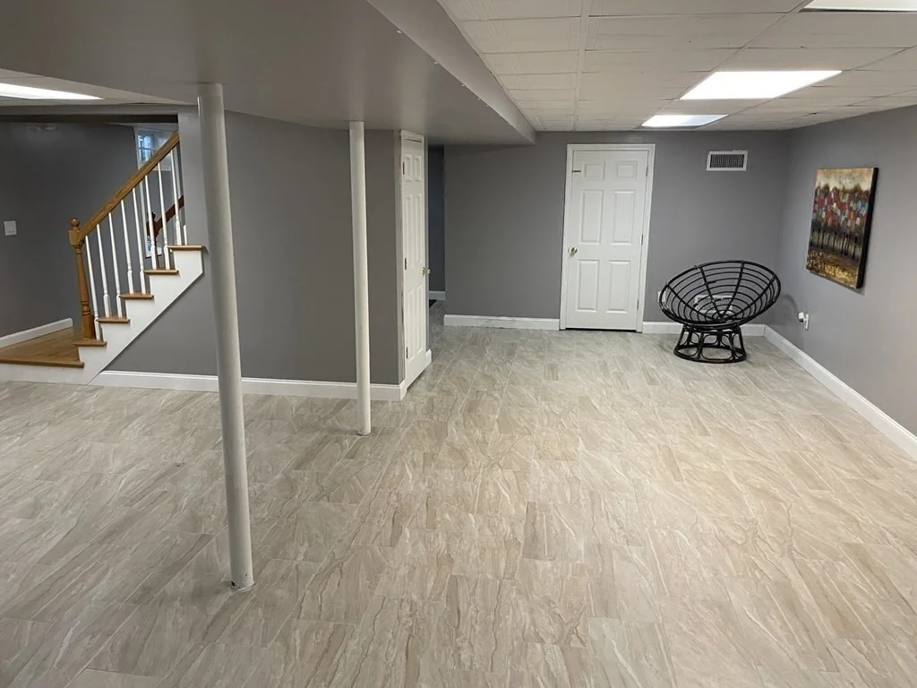4 bed, 2 bath apartment for rent at 5 Garrett Dr, West Quincy — photo 20 of 25