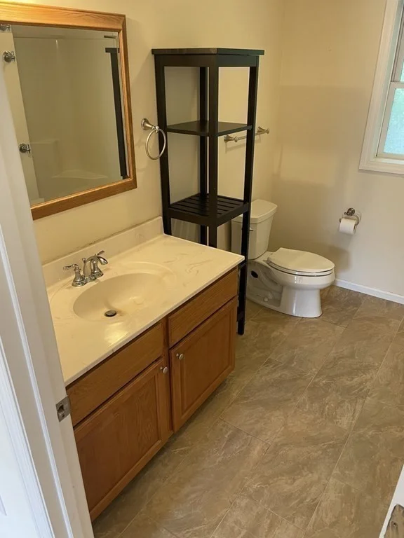 4 bed, 2 bath apartment for rent at 5 Garrett Dr, West Quincy — photo 13 of 25
