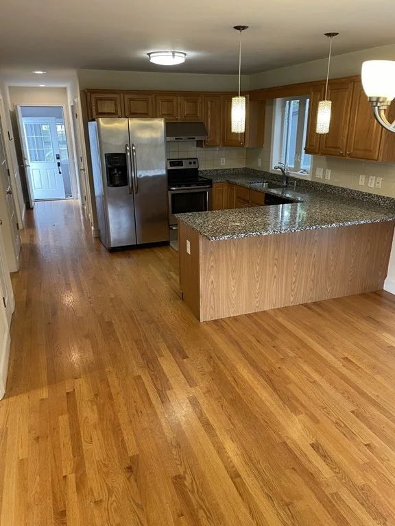 4 bed, 2 bath apartment for rent at 5 Garrett Dr, West Quincy — photo 3 of 25