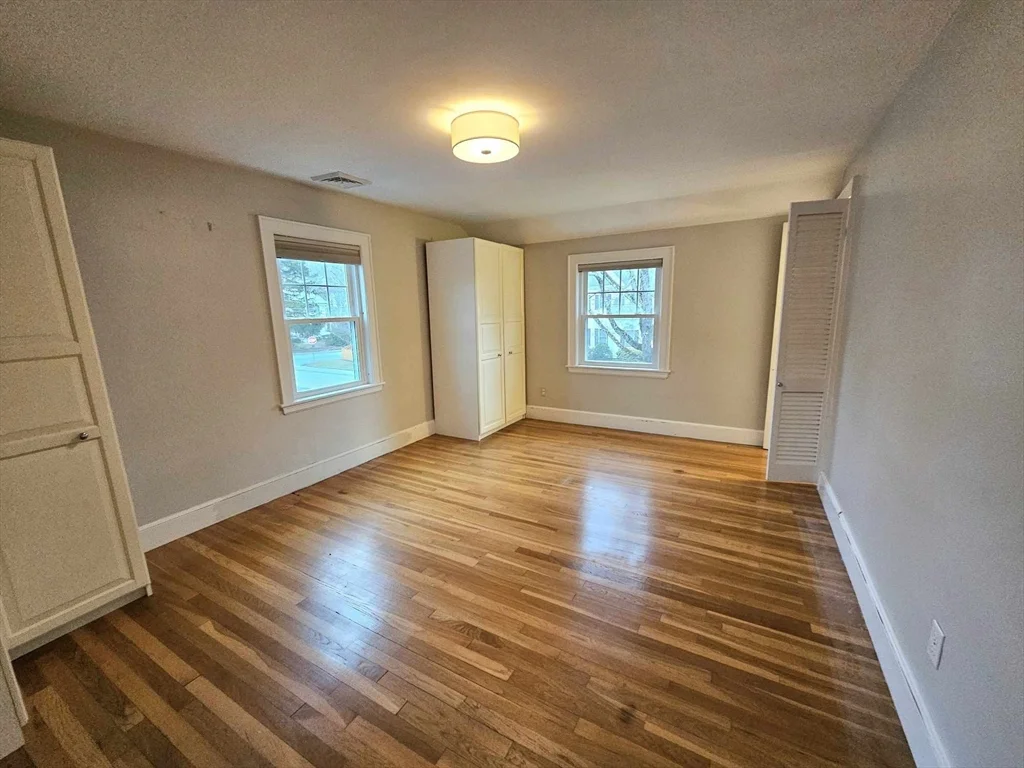 3 bed, 1 bath apartment for rent at 5 Garrison Rd Unit 5, Wellesley — photo 17 of 36