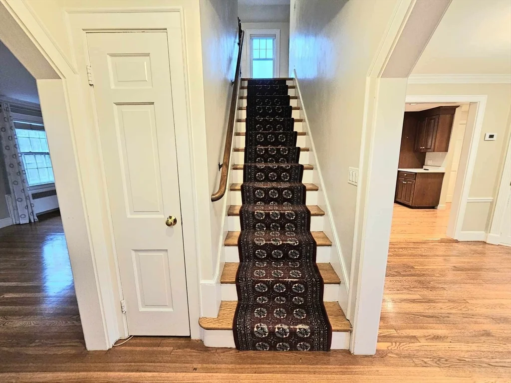 3 bed, 1 bath apartment for rent at 5 Garrison Rd Unit 5, Wellesley — photo 15 of 36