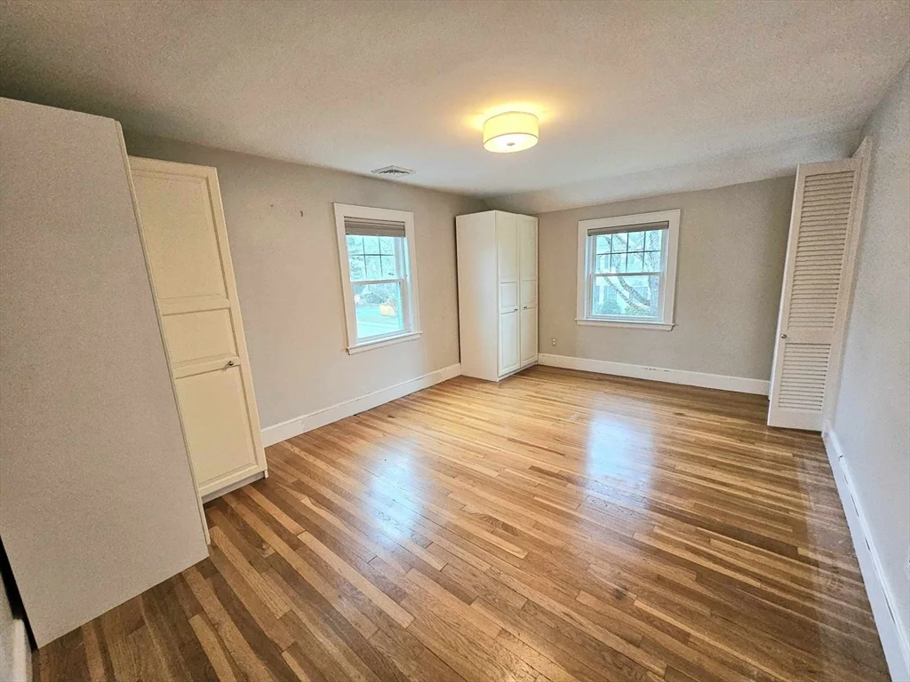 3 bed, 1 bath apartment for rent at 5 Garrison Rd Unit 5, Wellesley — photo 19 of 36