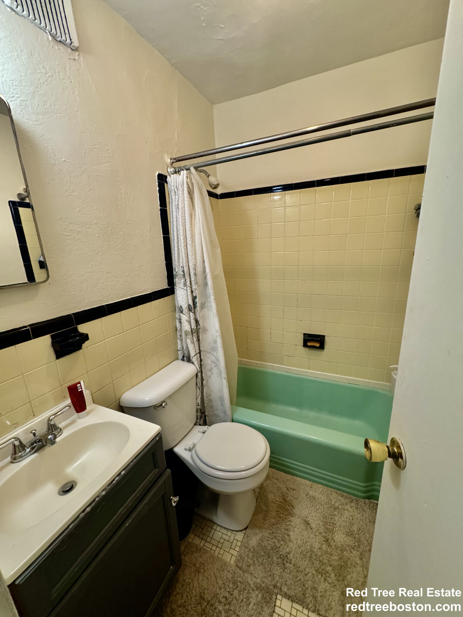 2 bed, 1 bath apartment for rent at 5 Glen Rd Unit 101, Jamaica Plain — photo 5 of 5