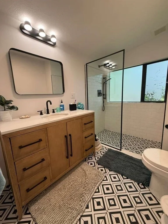 4 bed, 2 bath apartment for rent at 5 Gould, Lexington — photo 12 of 15
