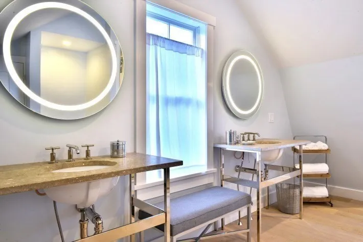 3 bed, 2 bath apartment for rent at 5 Green Ln, Nantucket — photo 21 of 27
