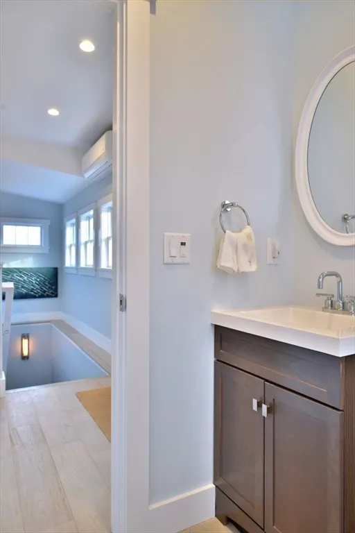 3 bed, 2 bath apartment for rent at 5 Green Ln, Nantucket — photo 12 of 27