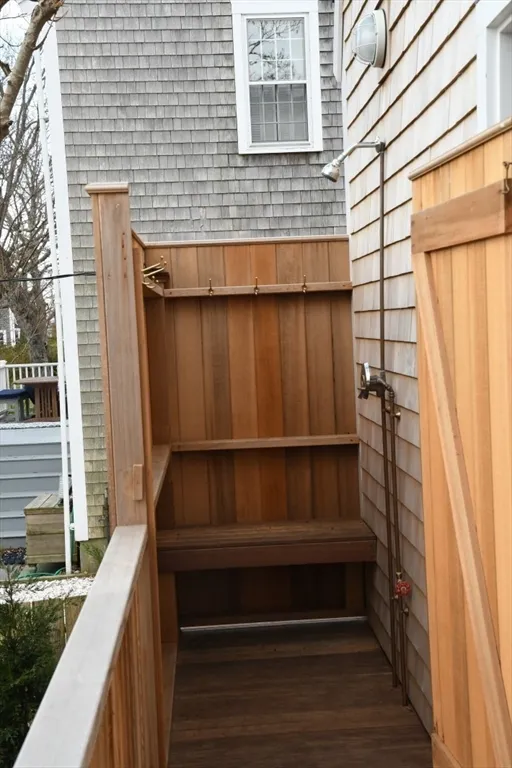 3 bed, 2 bath apartment for rent at 5 Green Ln, Nantucket — photo 24 of 27