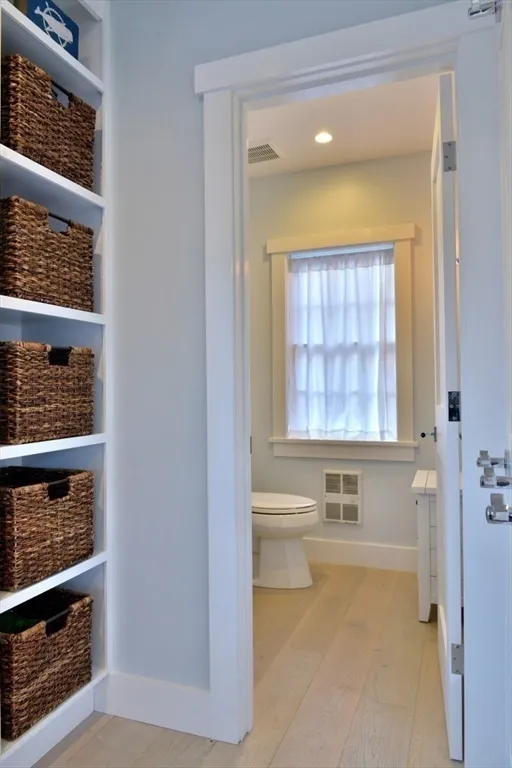 3 bed, 2 bath apartment for rent at 5 Green Ln, Nantucket — photo 11 of 27