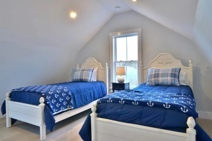 3 bed, 2 bath apartment for rent at 5 Green Ln, Nantucket — photo 20 of 27