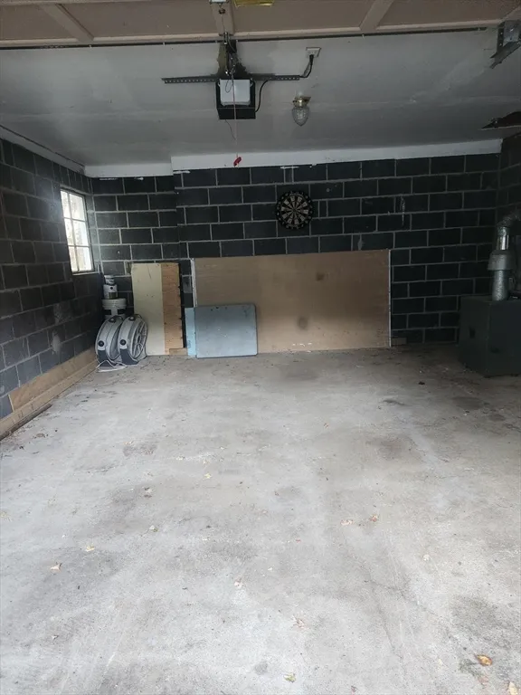 3 bed, 1 bath apartment for rent at 5 Greenville St, Spencer — photo 18 of 18