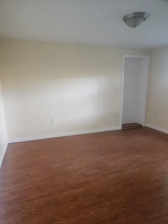 3 bed, 1 bath apartment for rent at 5 Greenville St, Spencer — photo 14 of 18
