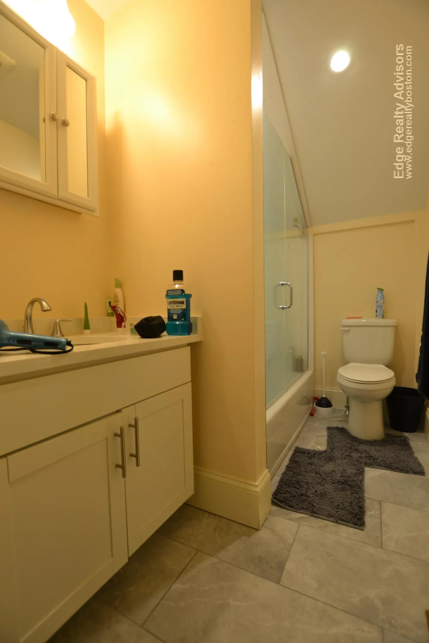 4 bed, 2 bath apartment for rent at 5 Griggs Pl Unit 1, Allston — photo 7 of 8