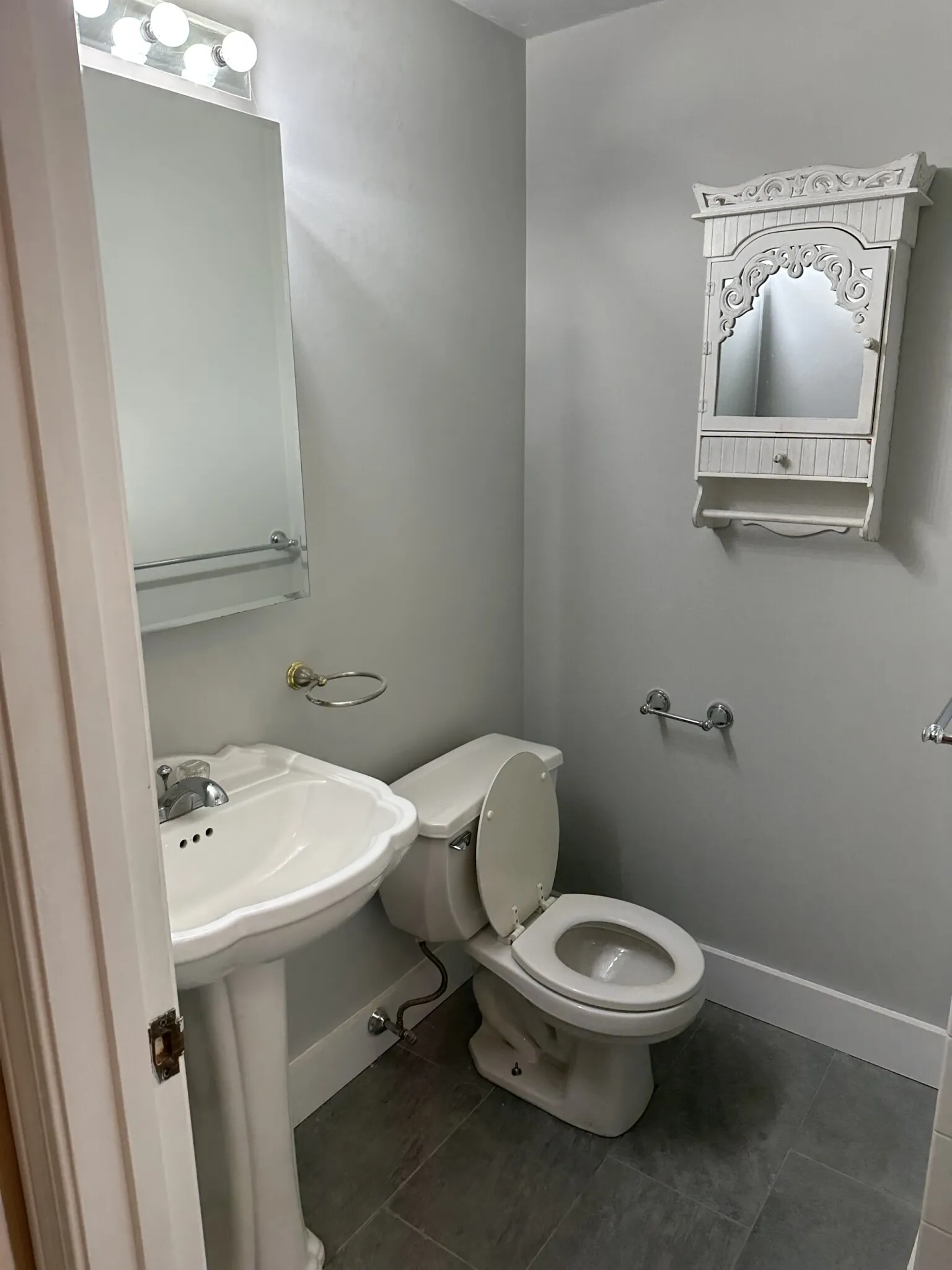 2 bed, 1 bath apartment for rent at 5 Grimes St Unit 2, South Boston — photo 4 of 6