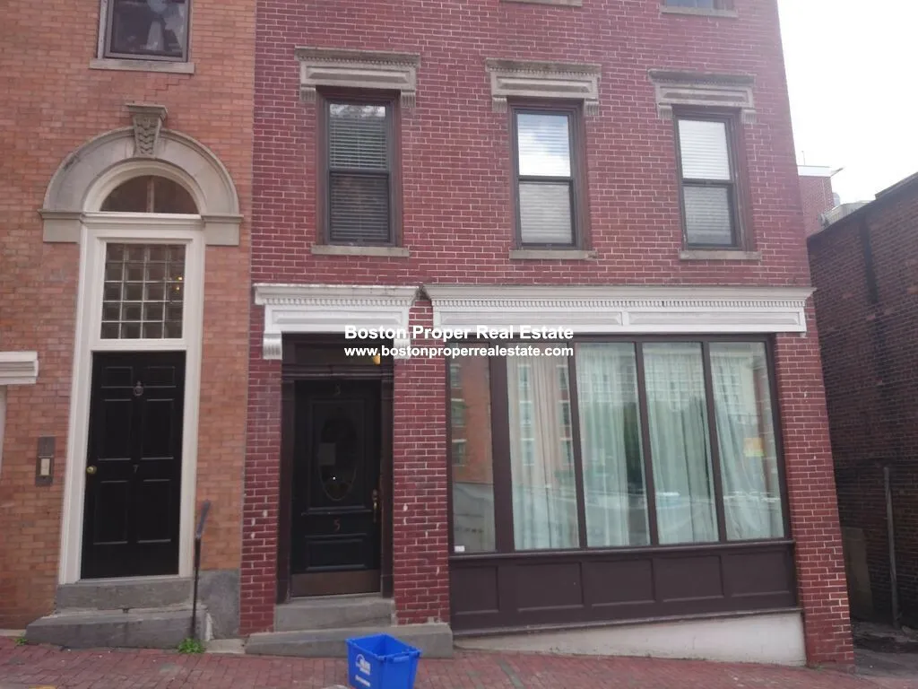 3 bed, 3 bath apartment for rent at 5 Grove St Unit 2A, Beacon Hill — photo 11 of 11