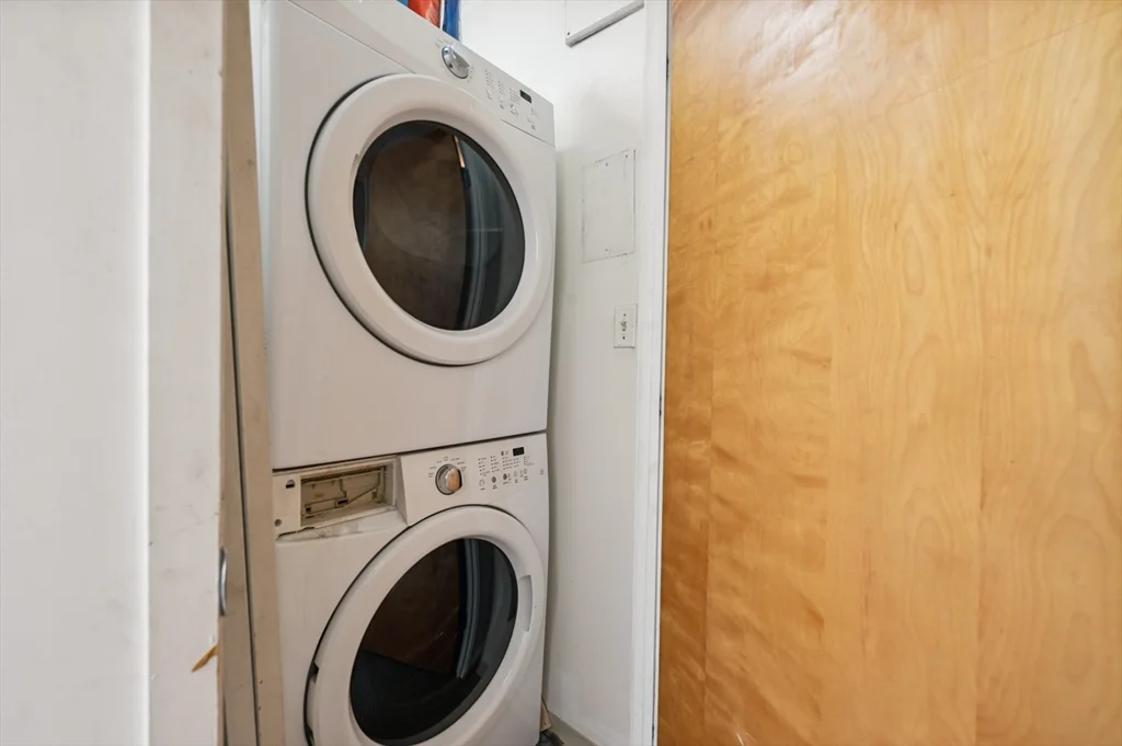 1 bed, 1 bath apartment for rent at 5 Grove St Unit 9, Beacon Hill — photo 14 of 24