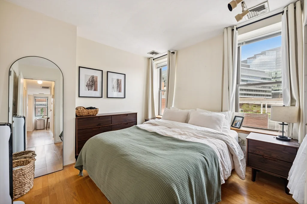 1 bed, 1 bath apartment for rent at 5 Grove St Unit 9, Beacon Hill — photo 10 of 24