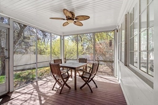 3 bed, 2 bath apartment for rent at 5 Hammond St, Chestnut Hill — photo 15 of 17