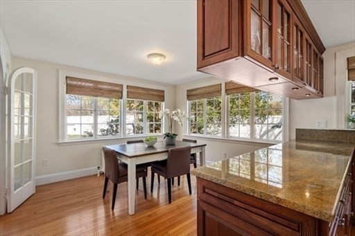 3 bed, 2 bath apartment for rent at 5 Hammond St, Chestnut Hill — photo 9 of 17