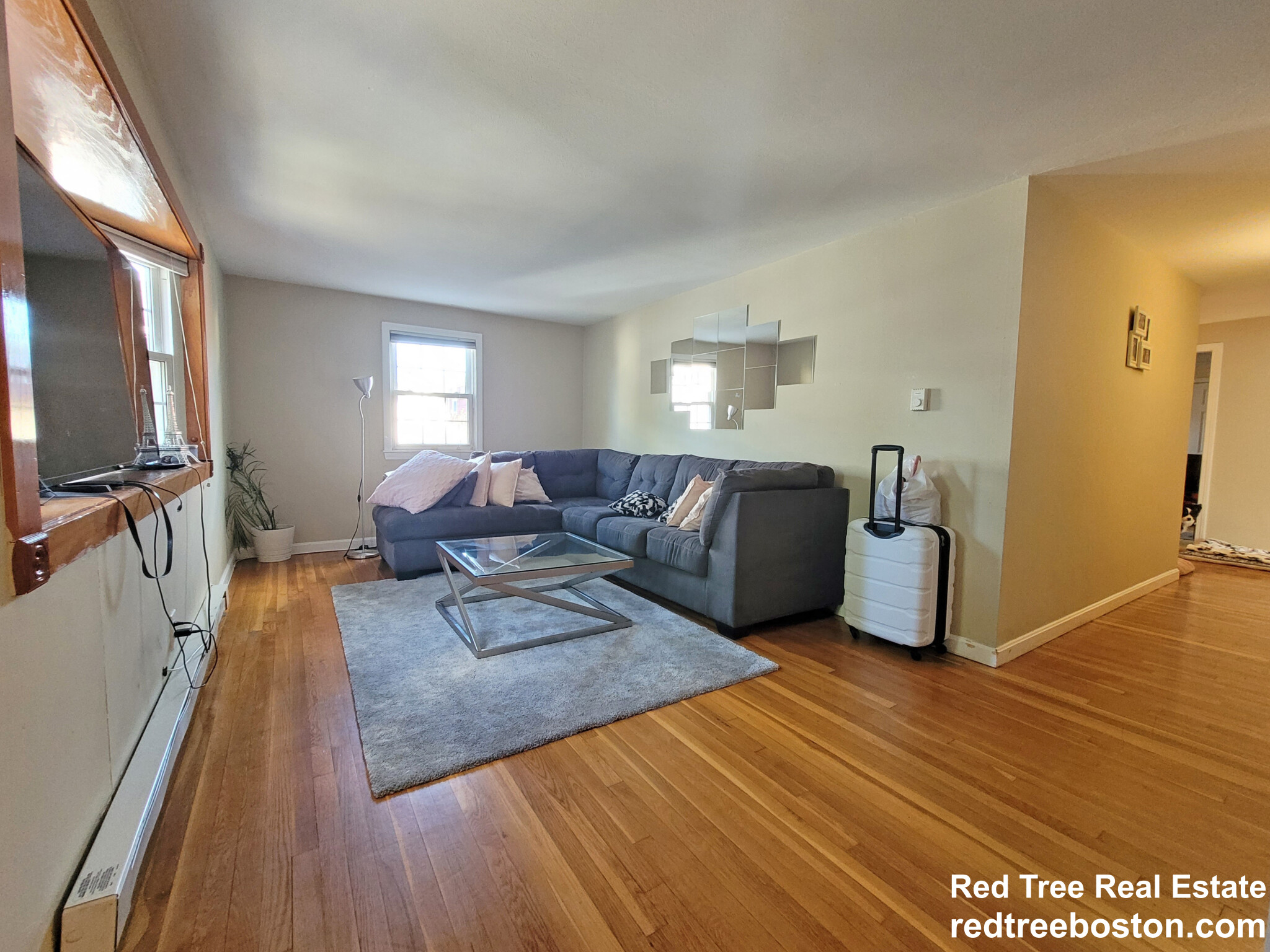 3 bed, 1 bath apartment for rent at 5 Hardwick Ter Unit 0, Brighton