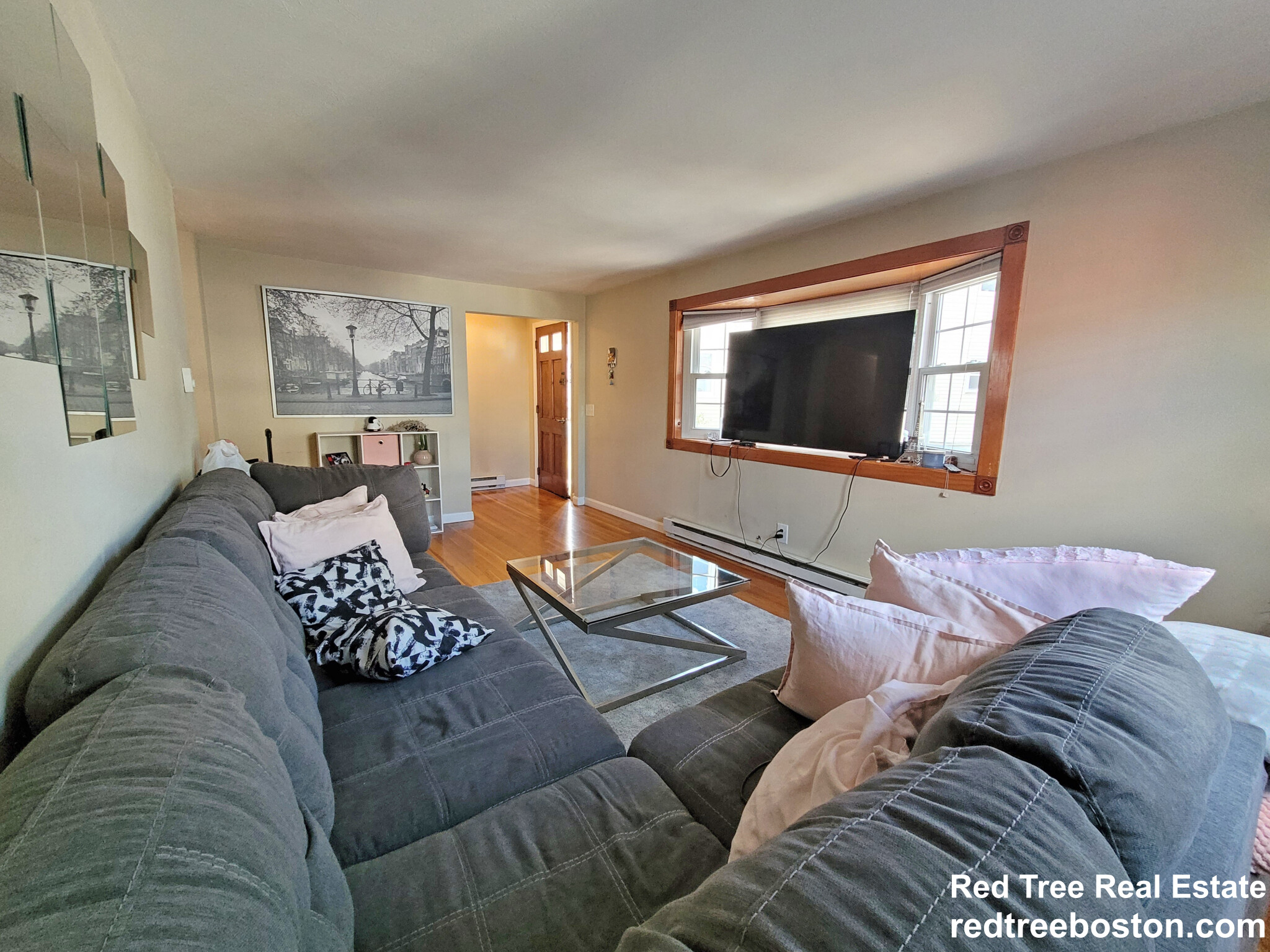 3 bed, 1 bath apartment for rent at 5 Hardwick Ter Unit 0, Brighton — photo 4 of 14