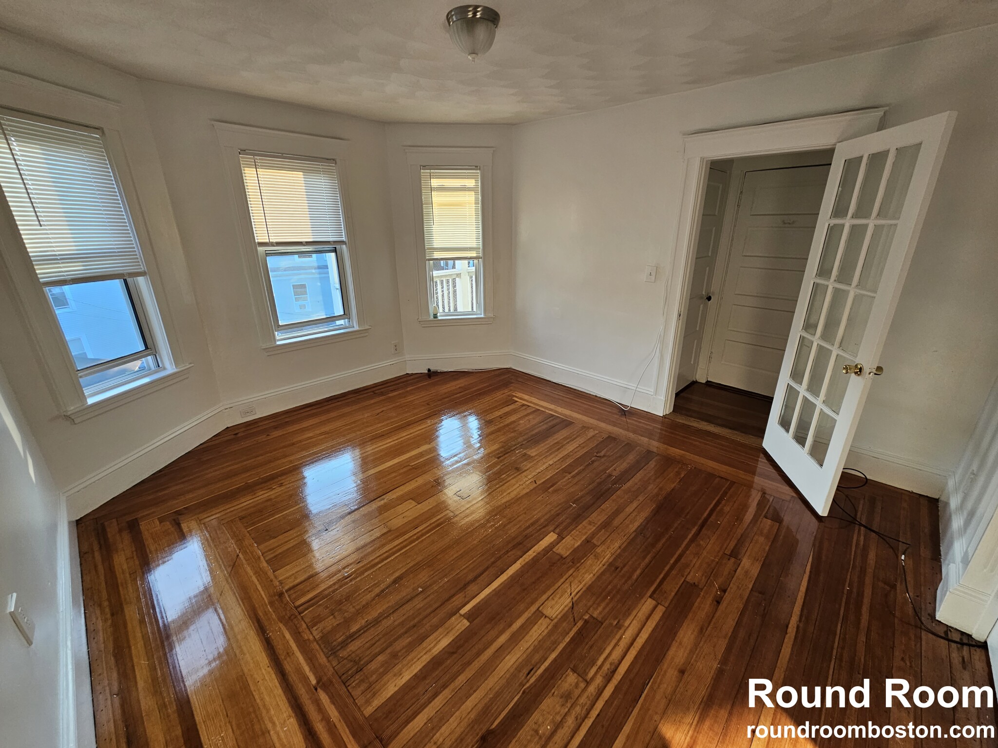 3 bed, 1 bath apartment for rent at 5 Haskell St Unit 3, Allston — photo 4 of 12