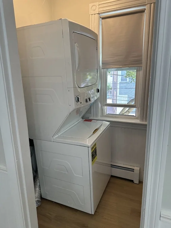 2 bed, 1 bath apartment for rent at 5 Hawthorne Blvd Unit 2, Salem — photo 4 of 16