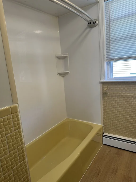 2 bed, 1 bath apartment for rent at 5 Hawthorne Blvd Unit 2, Salem — photo 11 of 16
