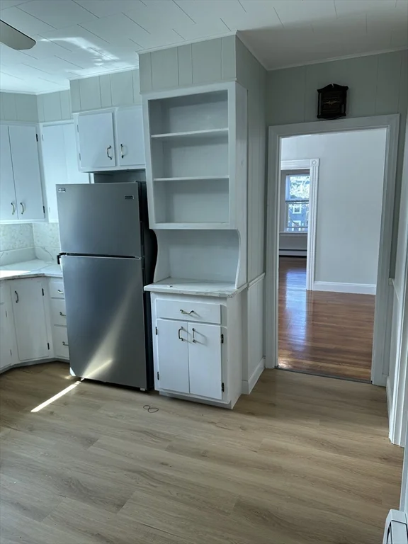 2 bed, 1 bath apartment for rent at 5 Hawthorne Blvd Unit 2, Salem — photo 8 of 16